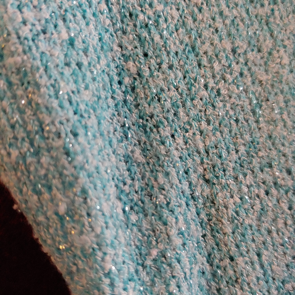 Top - Picture 4 of 5